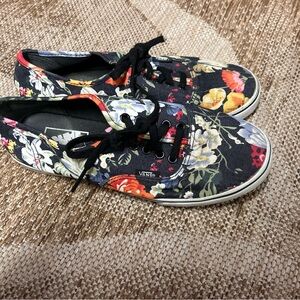 Vans Women's Black Floral Canvas Sneakers